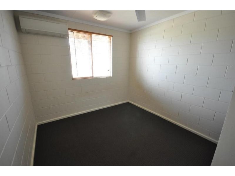 10 Huxtable Crescent, South Hedland WA 6722