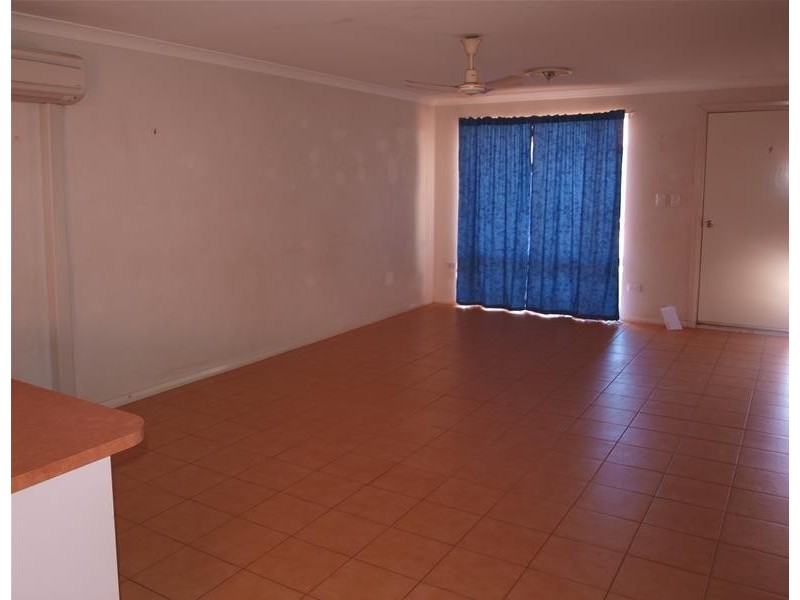 21/1 Cowra Drive, Newman WA 6753