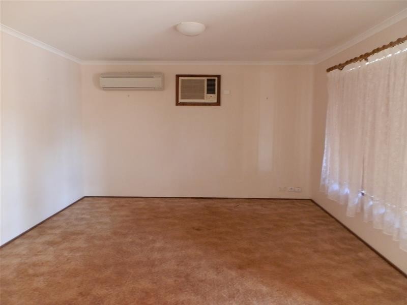 1 Coolah Close, Newman WA 6753