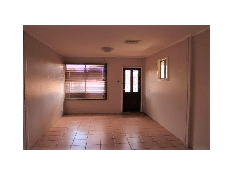 27 Koolyoo Street, Newman WA 6753