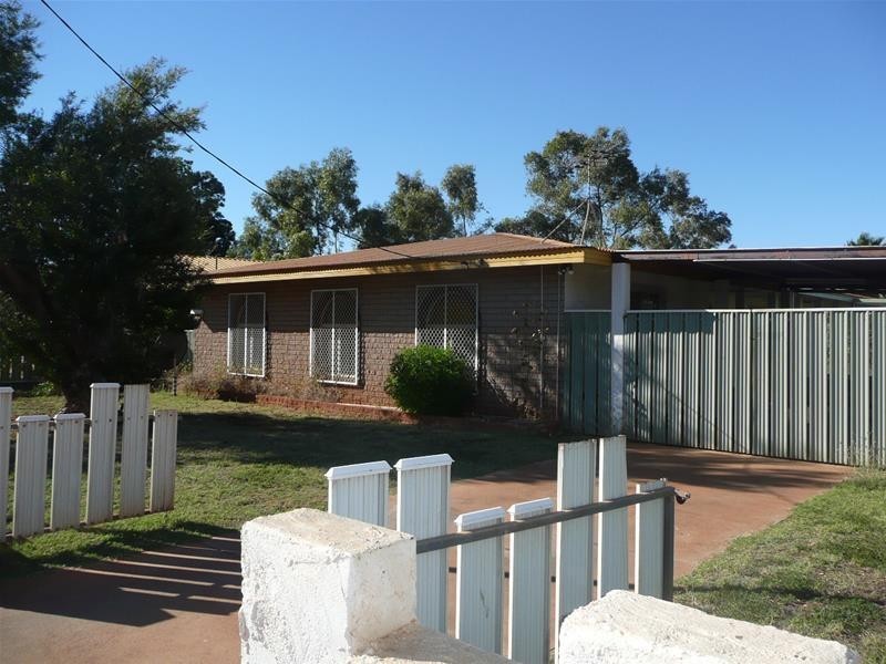 21 Hollings Place, South Hedland WA 6722