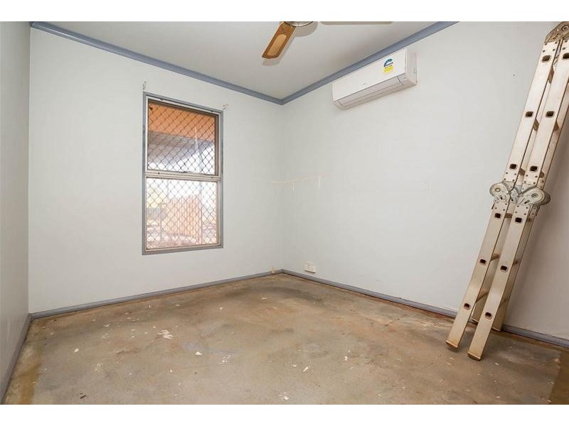 15 Reynolds Place, South Hedland WA 6722