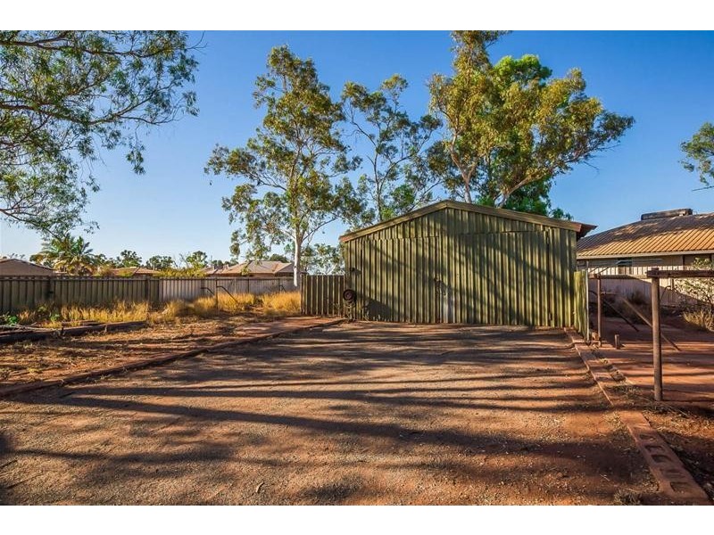 15 Reynolds Place, South Hedland WA 6722