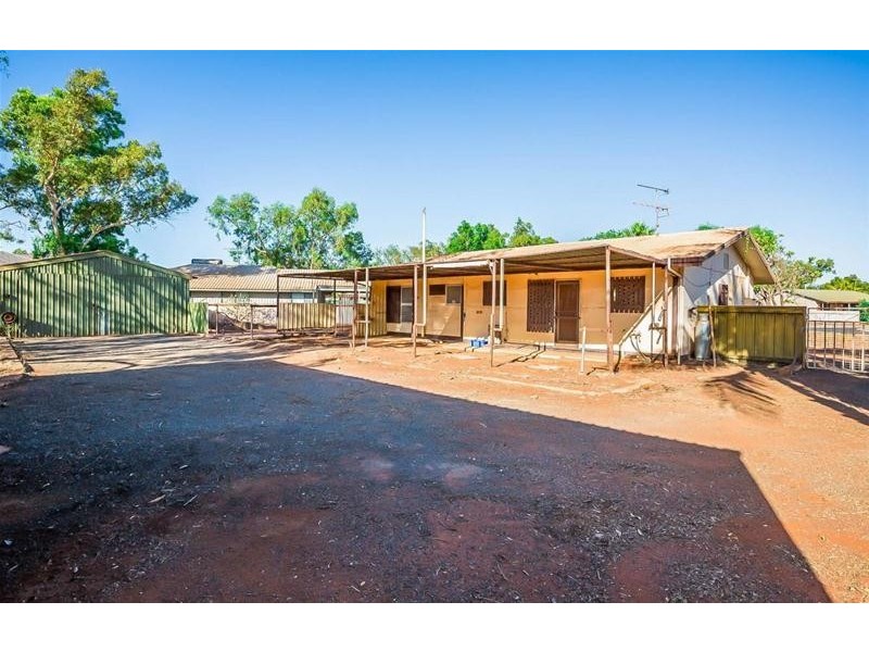 15 Reynolds Place, South Hedland WA 6722