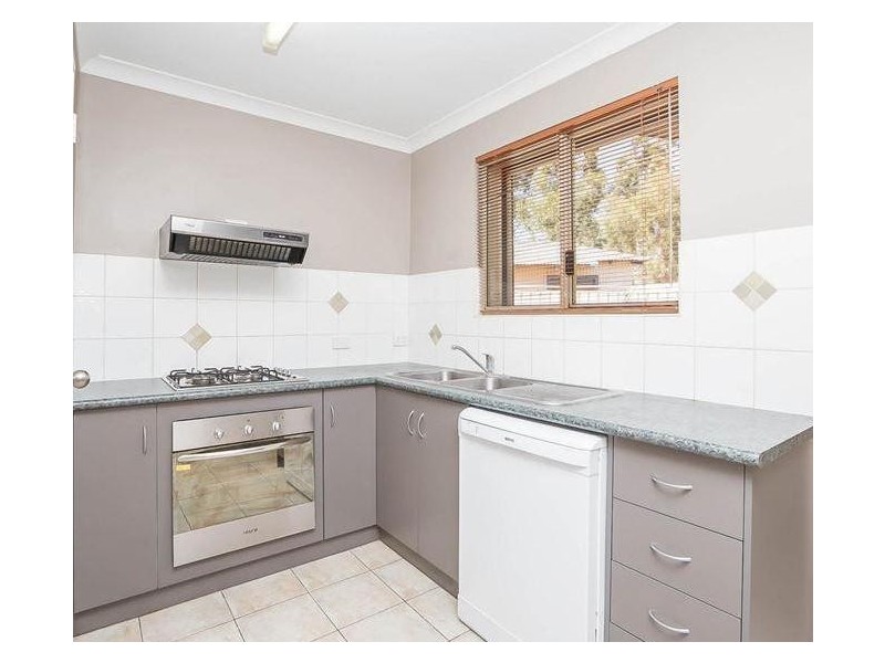 11/4 Reynolds Place, South Hedland WA 6722