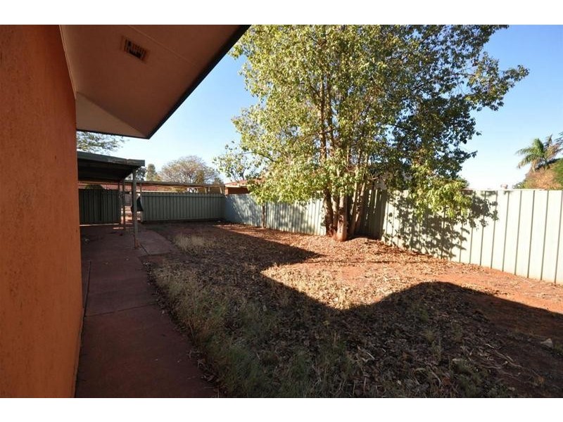 19 Warrambucca Crescent, Newman WA 6753