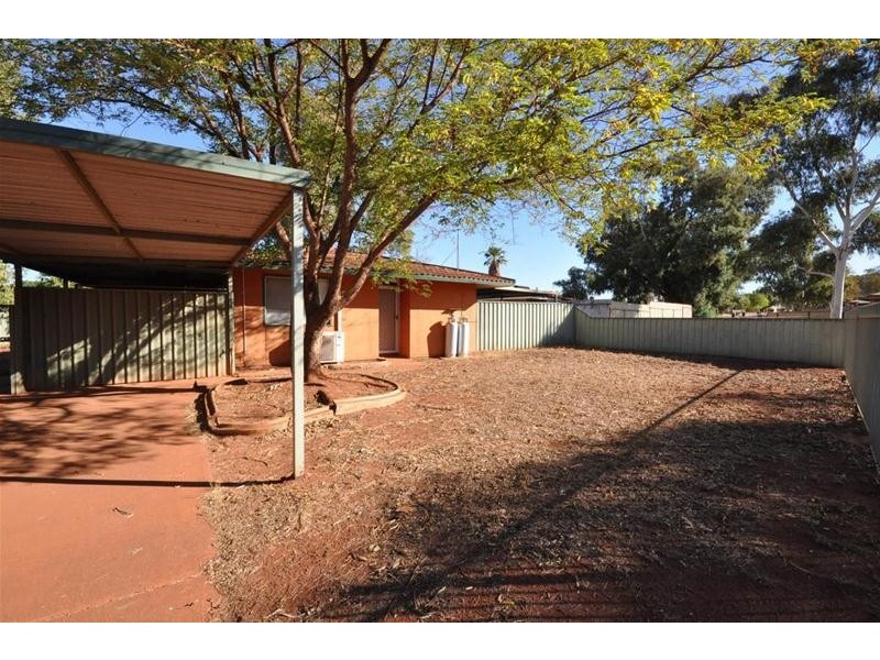 19 Warrambucca Crescent, Newman WA 6753