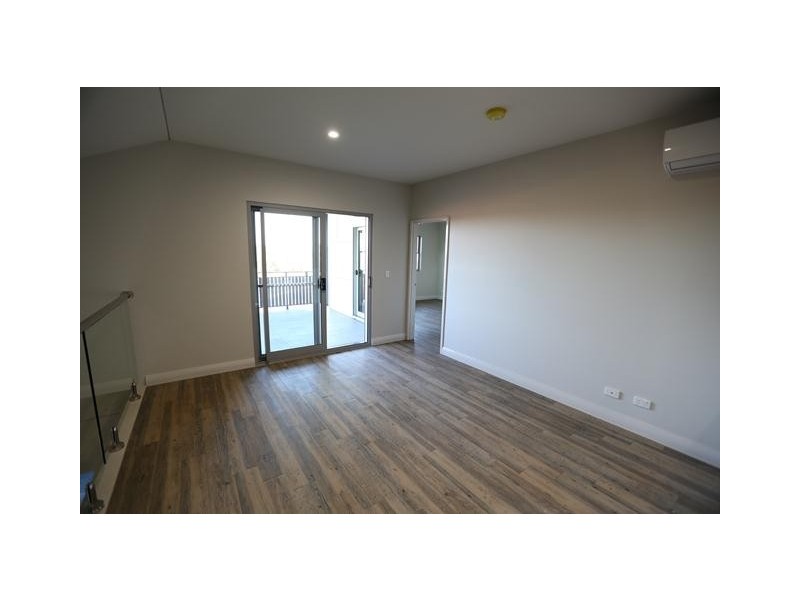 2/10 Eucla Close, South Hedland WA 6722