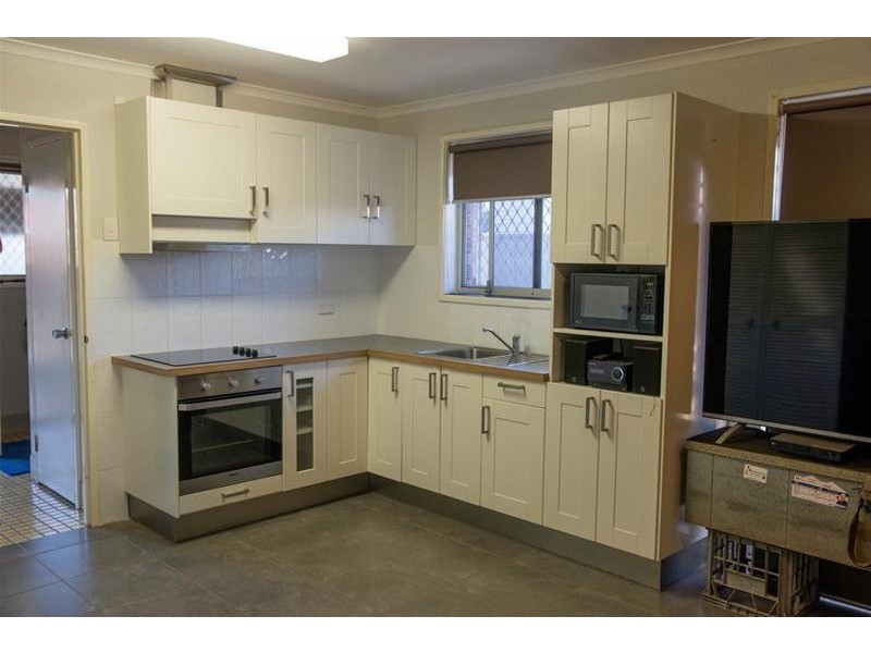 12F Captains Way, South Hedland WA 6722