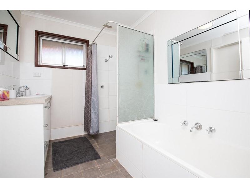 5 Delamere Place, South Hedland WA 6722