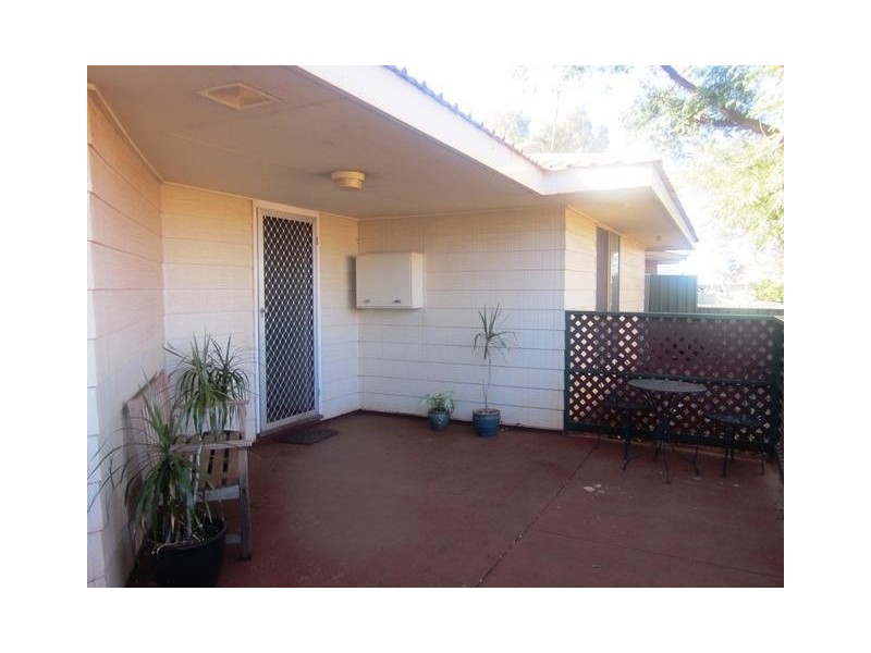 9 Kurrawan Way, Newman WA 6753