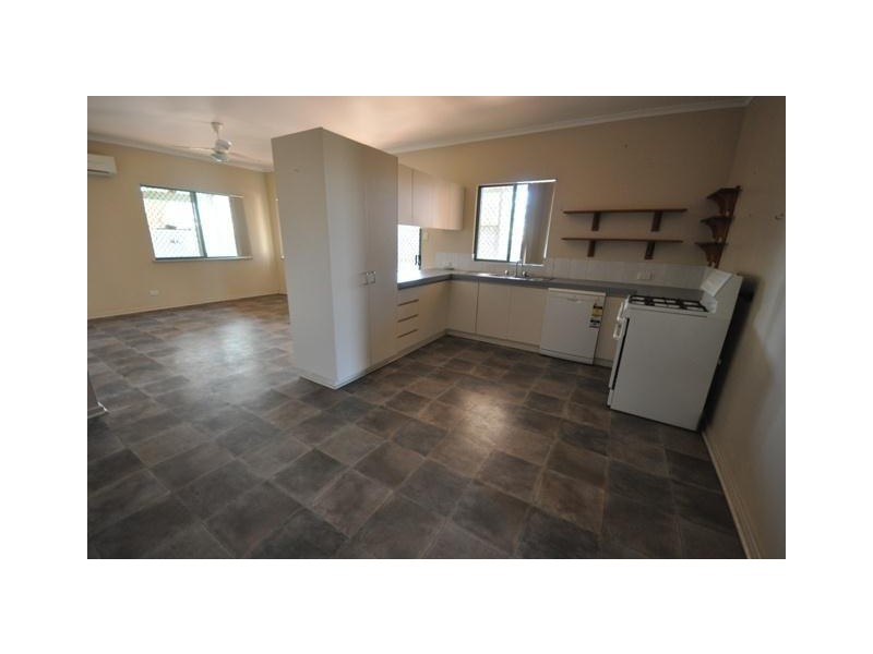 8 Paroo Close, South Hedland WA 6722