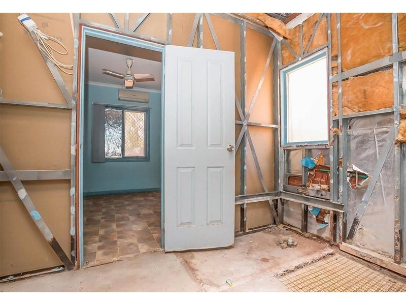 8 Wambiri Street, South Hedland WA 6722