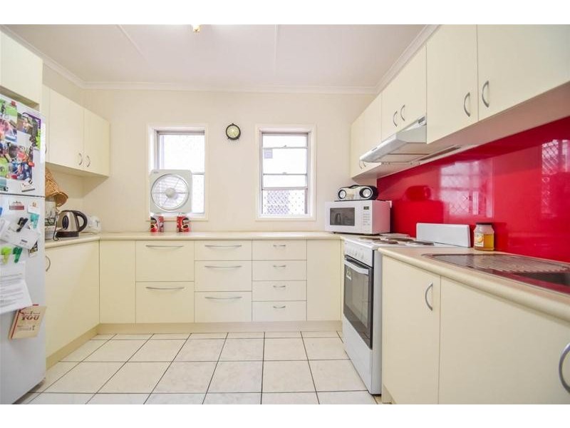 2 Angus Way, South Hedland WA 6722