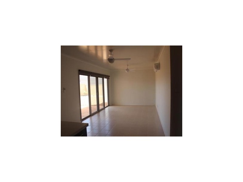 3 Les Tutt Drive, Newman WA 6753