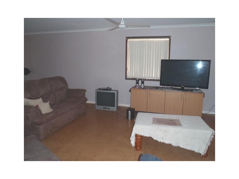 3 Gunn Place, Newman WA 6753