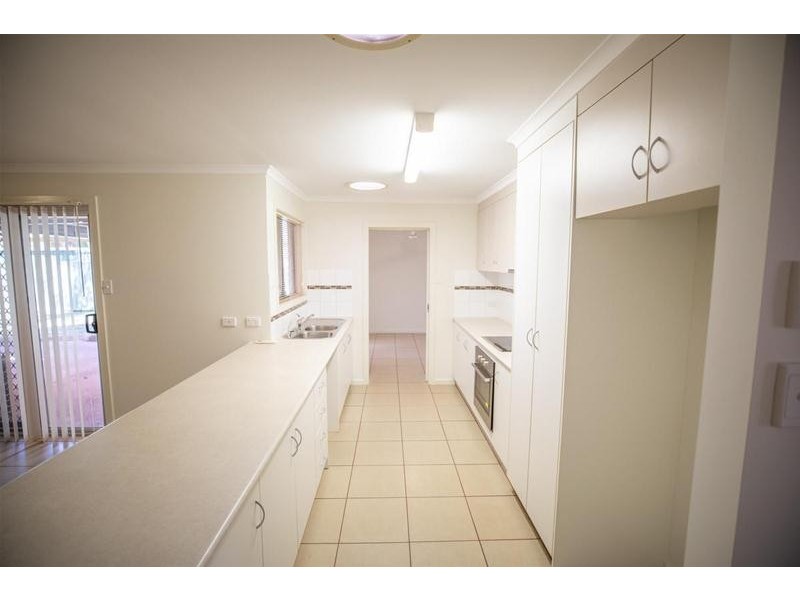 50 Giles Avenue, Newman WA 6753