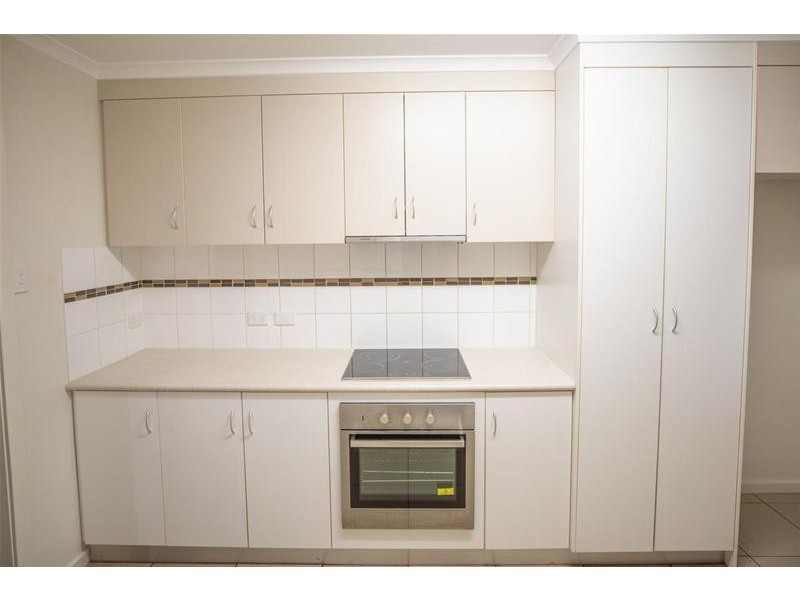 50 Giles Avenue, Newman WA 6753