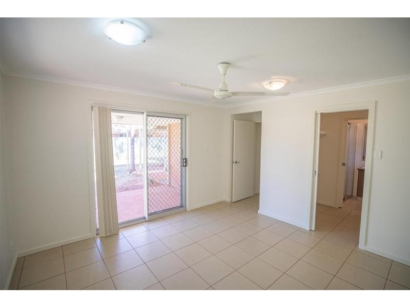 50 Giles Avenue, Newman WA 6753