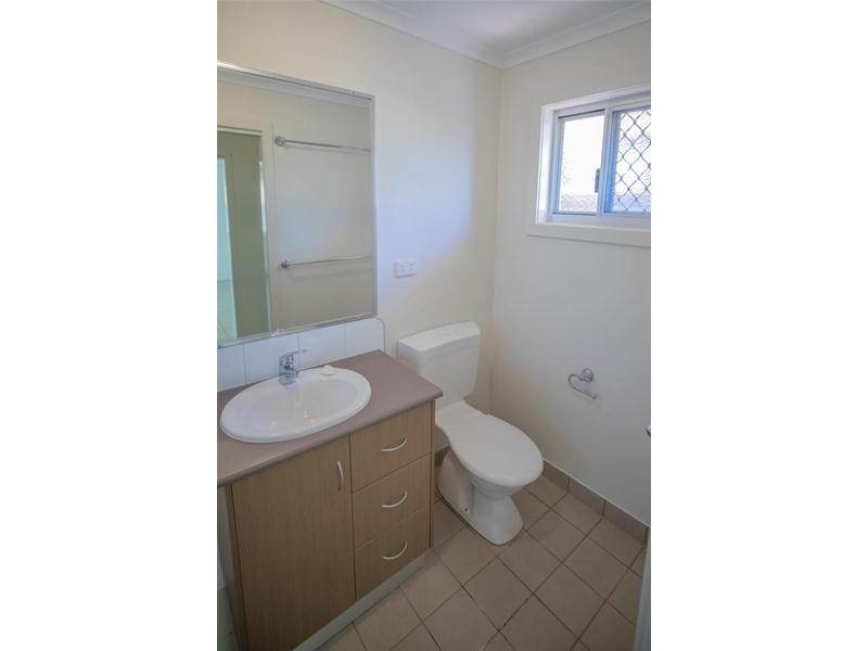 50 Giles Avenue, Newman WA 6753