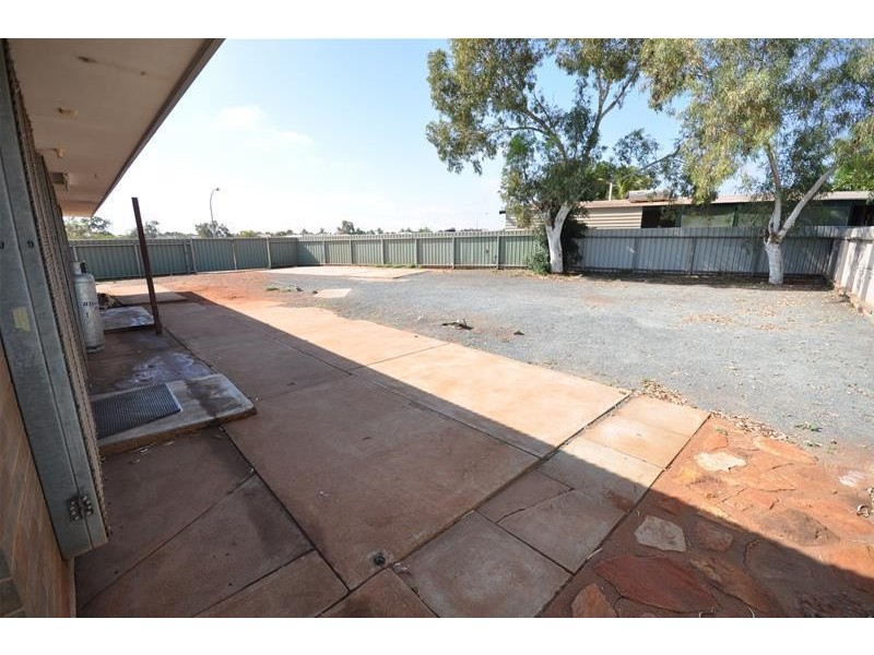 25 Banksia Street, South Hedland WA 6722