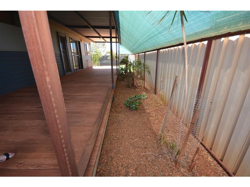 26B  Armstrong Way, Newman WA 6753