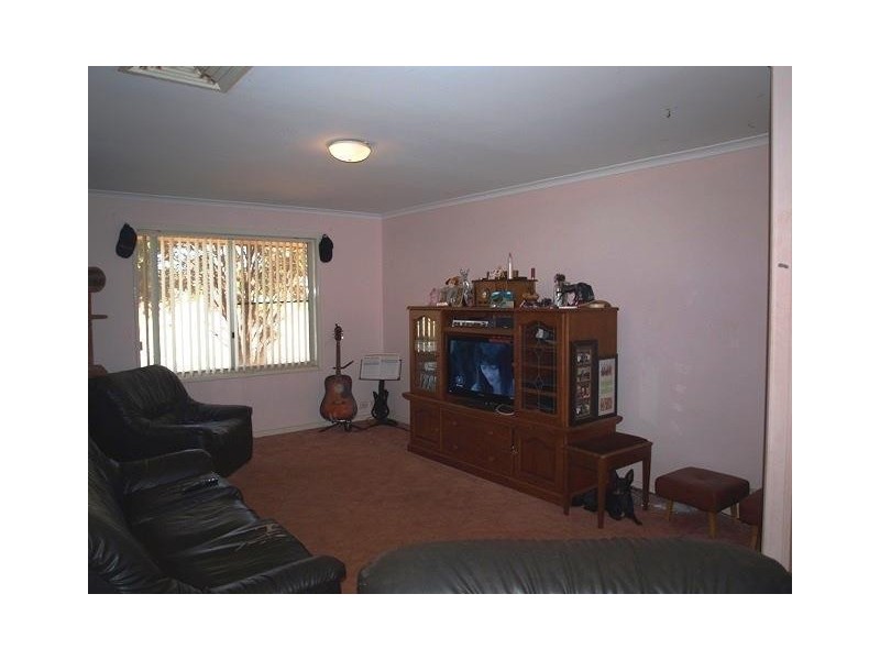 10  Yalberee Street, Newman WA 6753