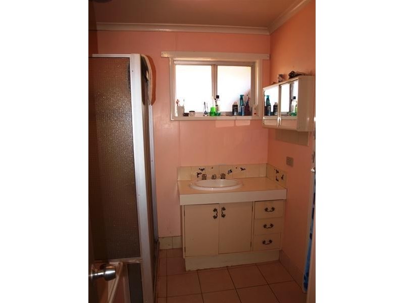 10  Yalberee Street, Newman WA 6753