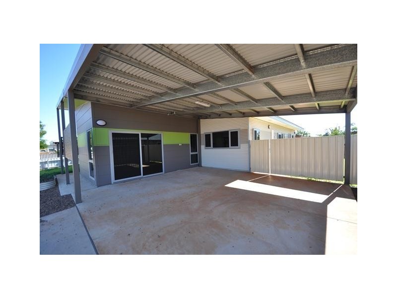 24 Nix Avenue, South Hedland WA 6722