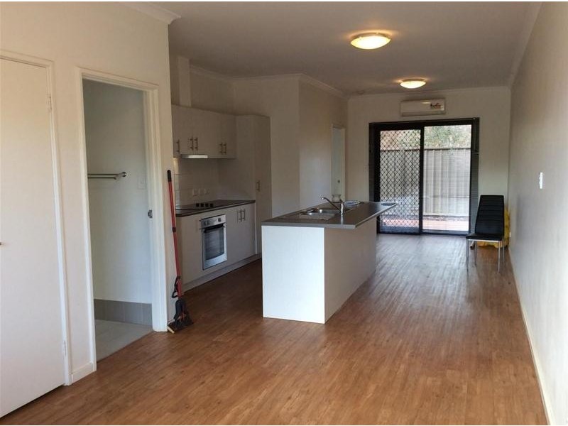 8/4 Newman Drive, Newman WA 6753