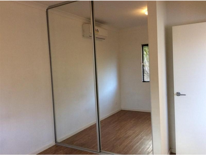 8/4 Newman Drive, Newman WA 6753