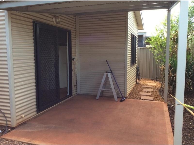 8/4 Newman Drive, Newman WA 6753