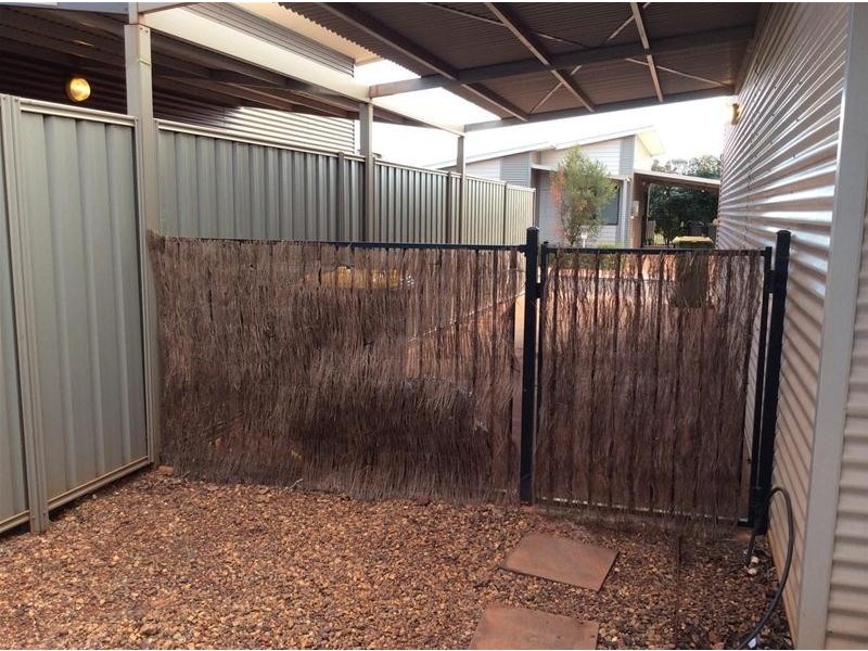 8/4 Newman Drive, Newman WA 6753