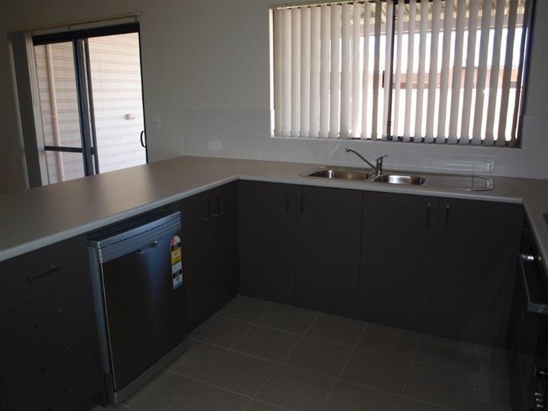 43 Daniels Drive, Newman WA 6753