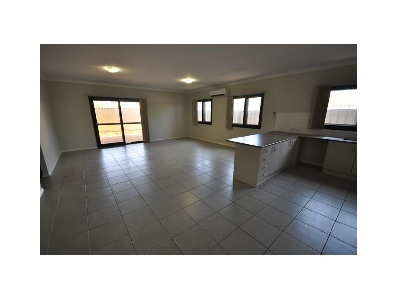 16 Eucalypt Way, South Hedland WA 6722