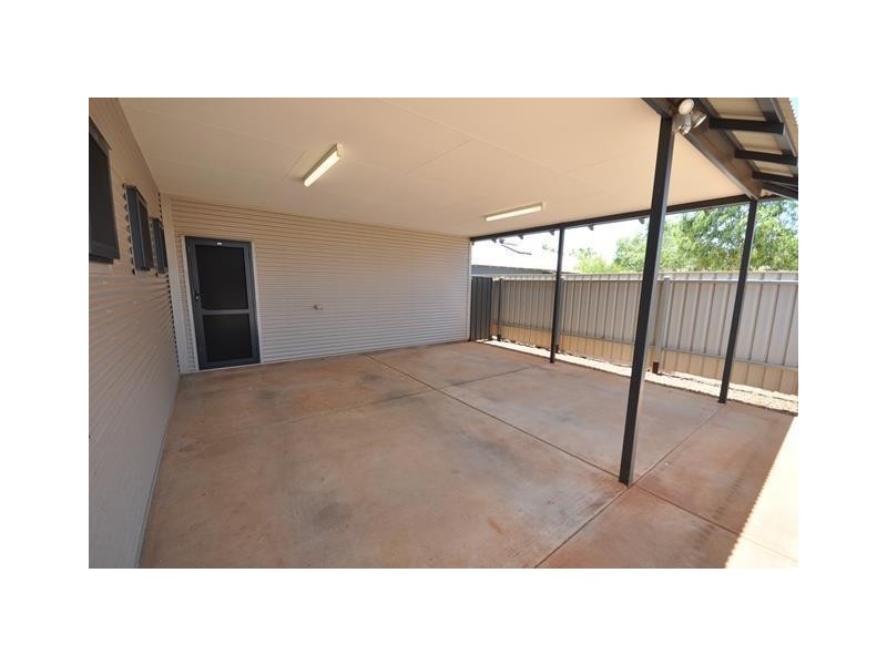 16 Eucalypt Way, South Hedland WA 6722