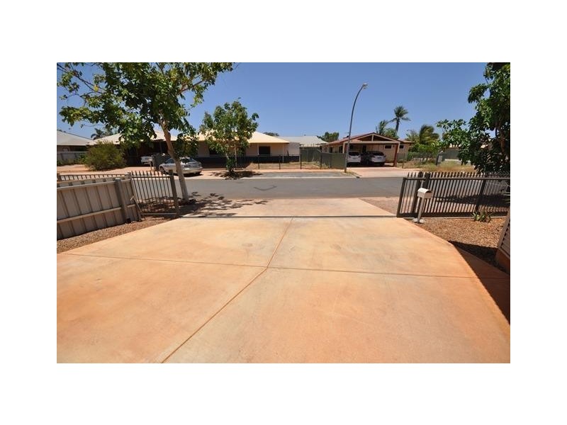 16 Eucalypt Way, South Hedland WA 6722