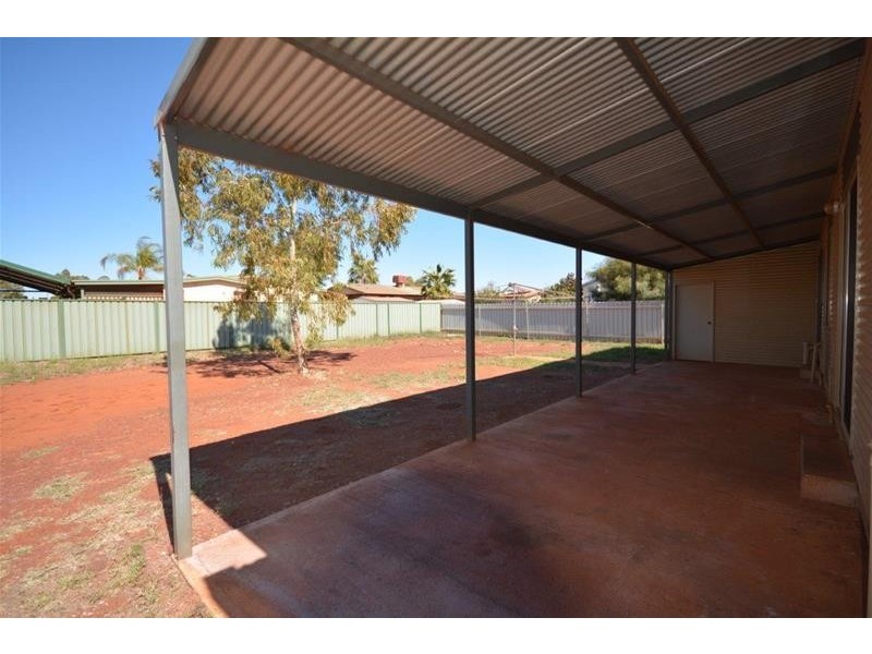28 Armstrong Way, Newman WA 6753