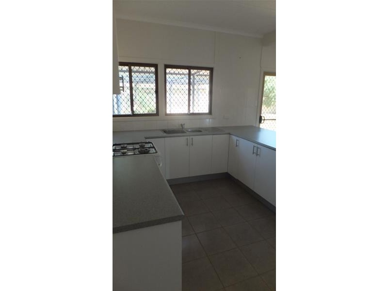 5 Dulverton Terrace, South Hedland WA 6722