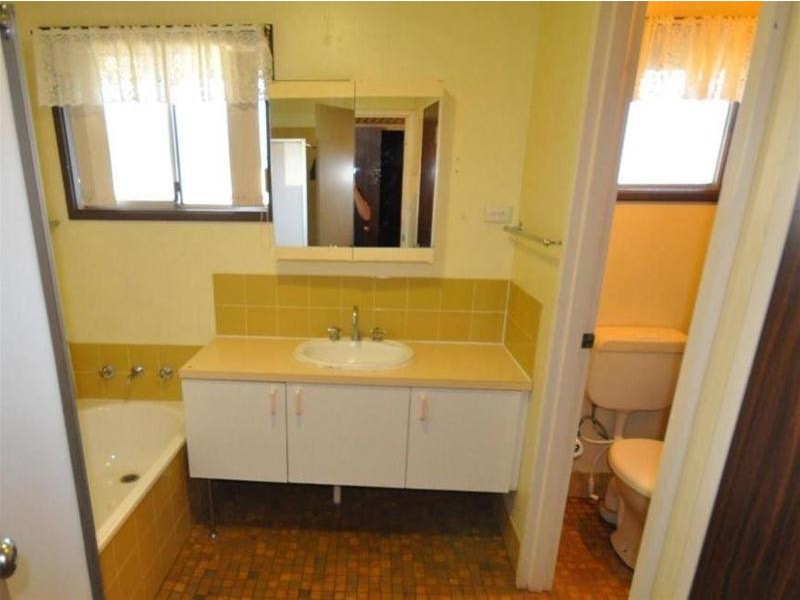 3 Gunn Place, Newman WA 6753