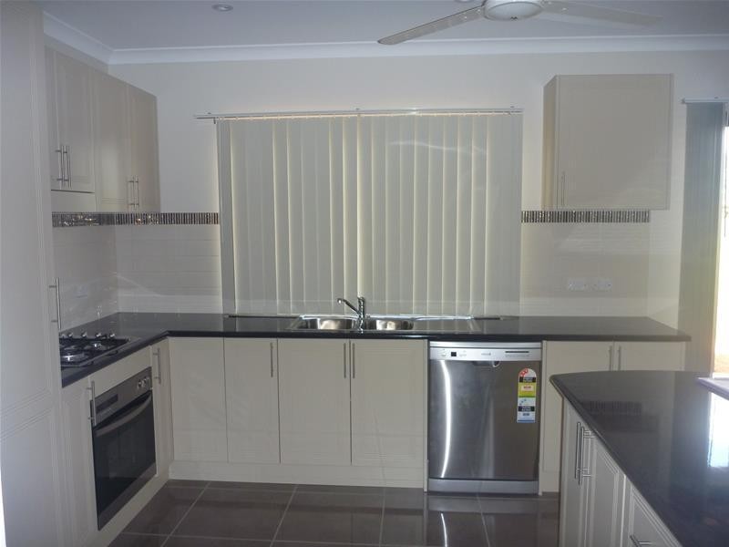 16b Somerset Crescent, South Hedland WA 6722