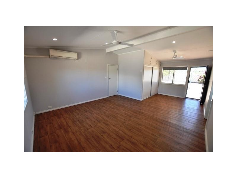32B Hollings Place, South Hedland WA 6722