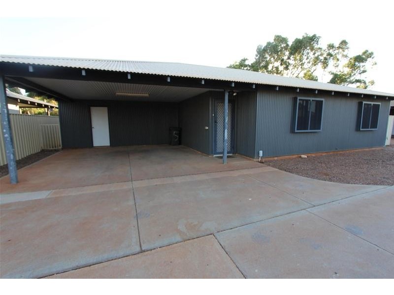 5/4 Reynolds Place, South Hedland WA 6722