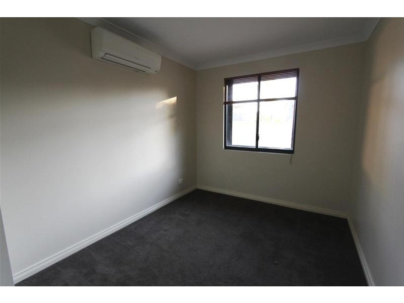5/4 Reynolds Place, South Hedland WA 6722