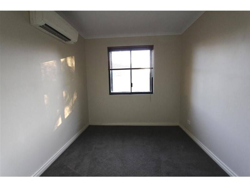 5/4 Reynolds Place, South Hedland WA 6722