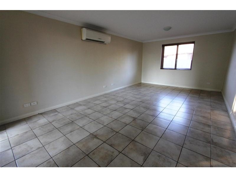 5/4 Reynolds Place, South Hedland WA 6722