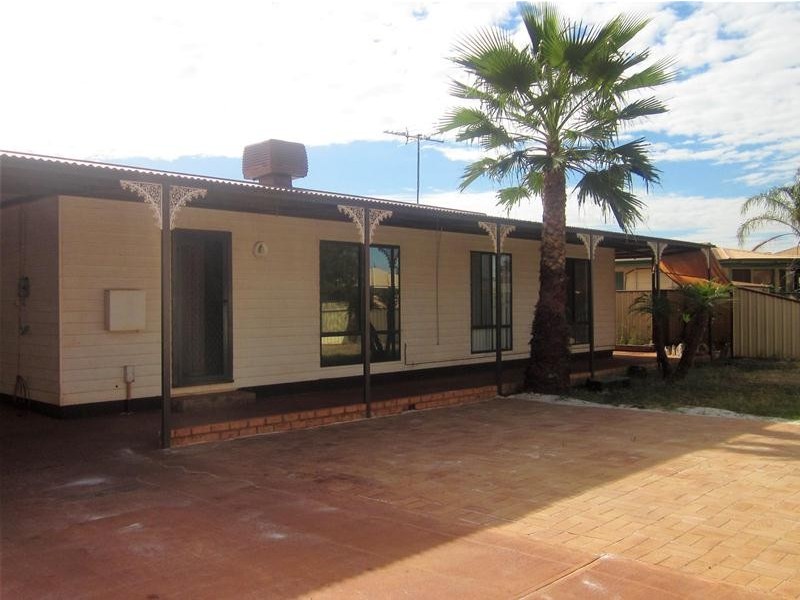 17 Knox Way, Newman WA 6753