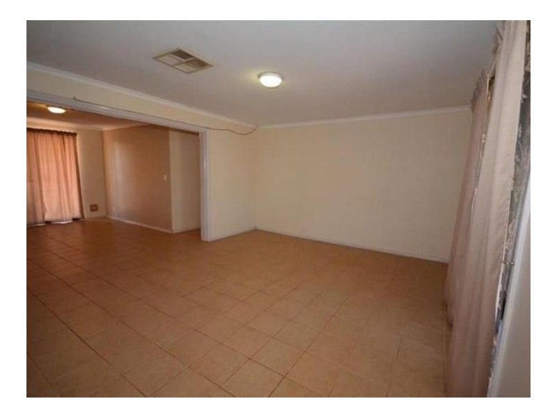 17 Knox Way, Newman WA 6753