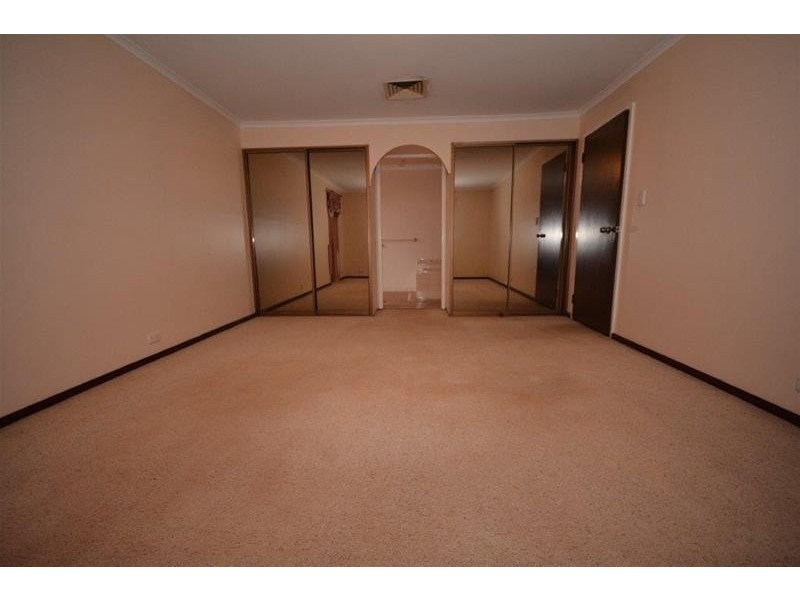 31 Kurra Street, Newman WA 6753