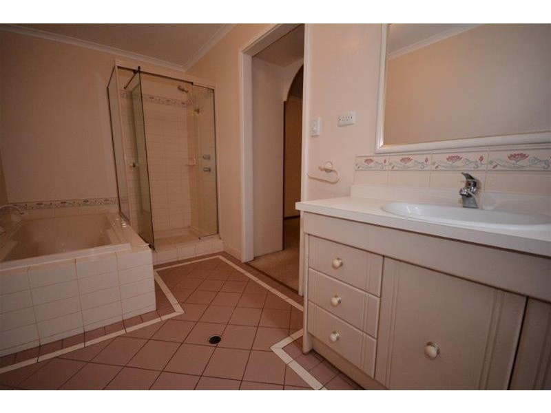 31 Kurra Street, Newman WA 6753